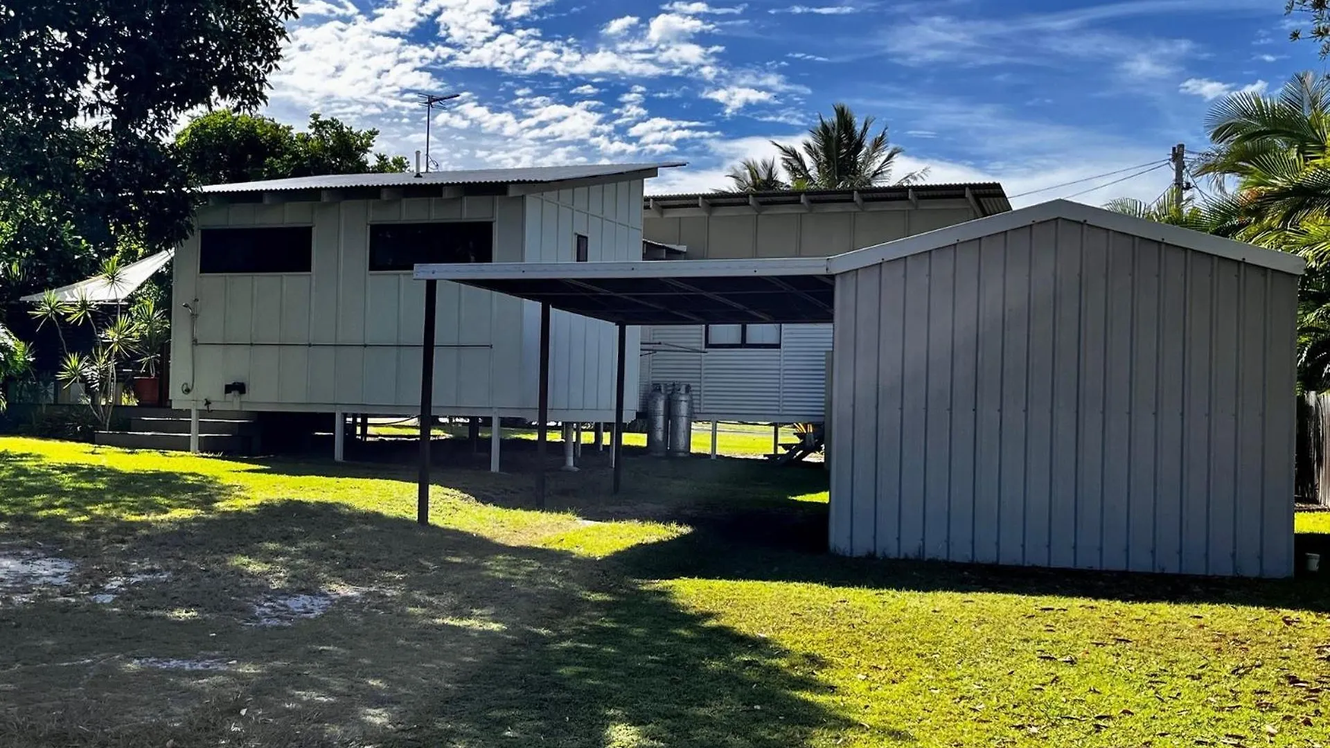 Holiday home Rainbow North - Rainbow Beach - So Close To The Beach